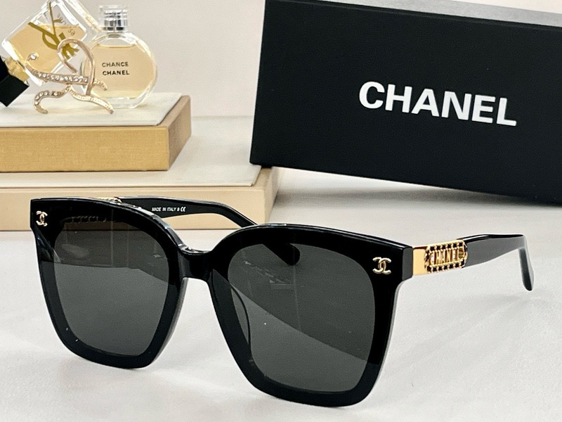 Chanel Sunglasses 204